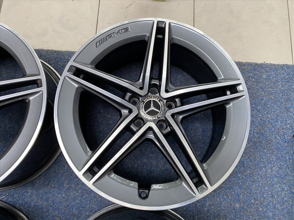 (3625) Mercedes 19 gyári alufelni felni, 5x112, AMG, CLA 43 6. kép