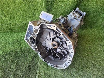 SUZUKI SX4 S-Cross II Váltó (Mechanikus) 68mop1