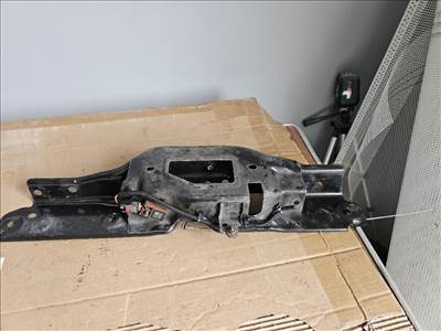 Opel Corsa E Zárhíd 8447,  13434382