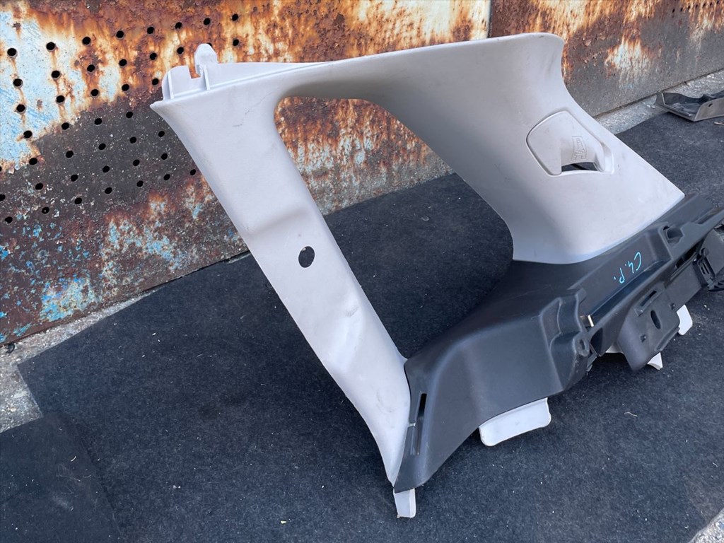 CITROËN C4 Picasso I UD_ Jobb C Oszlop Burkolat 3. kép