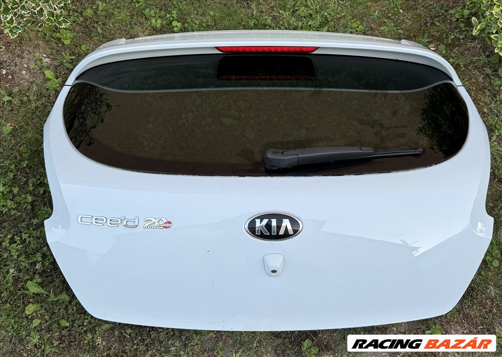 Kia Cee'd (ED) KIA Pro Ceed hátsó csomagtérajtó kompletten 1. kép