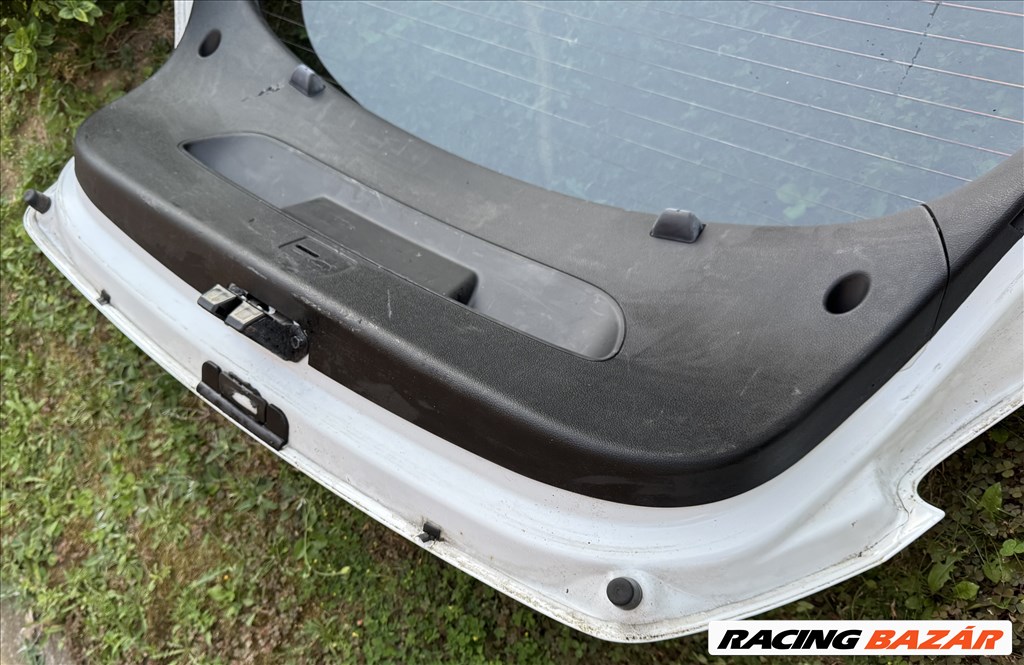 Kia Cee'd (ED) KIA Pro Ceed hátsó csomagtérajtó kompletten 4. kép