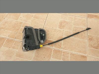 Opel Astra K Bal hátsó ajtózár AP4 13598364