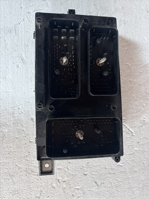 Opel Astra H 2004-2010 Motortéri biztosítéktábla   13191129 5. kép