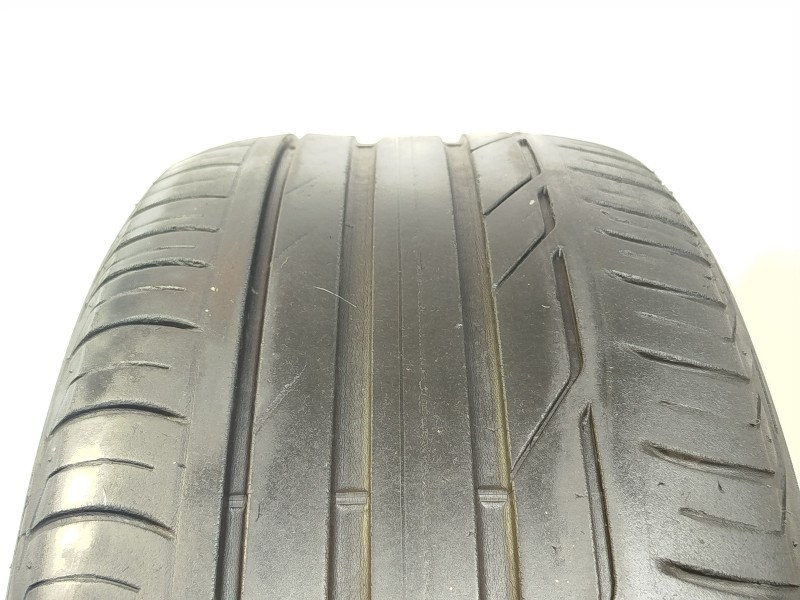 Bridgestone T001 225/50 R18  1. kép
