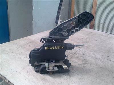 VOLKSWAGEN GOLF IV. Jobb hátsó ajtó zárszerkezet központi záras