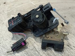 Opel Corsa C Csomagtérajtó Zárszerkezet *141570* 90534769 09193495 2. kép