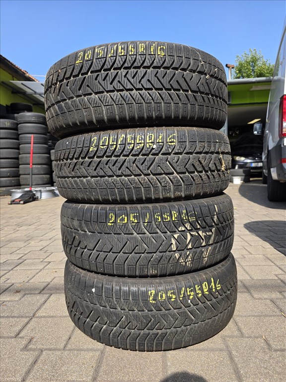  205/5516" újszerű Pirelli snowcontrol serie 3 téli gumi  1. kép