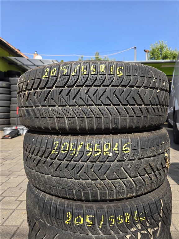  205/5516" újszerű Pirelli snowcontrol serie 3 téli gumi  3. kép