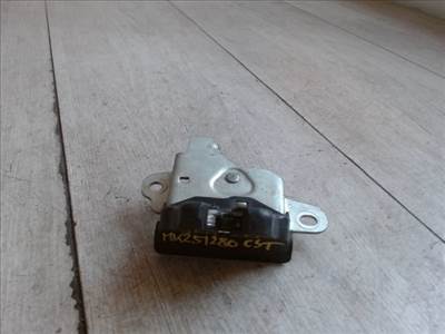 SUZUKI SX4 Csomagtérajtó zárszerkezet