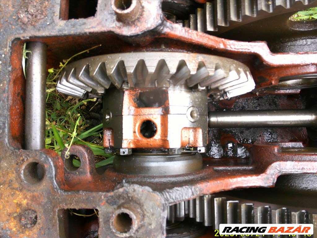 MTZ 80 TRAKTORRA HÁTSÓHÍD-KARDÁN-FÉKRENDSZER CSAK EGYBEN OLCSÓN 17. kép