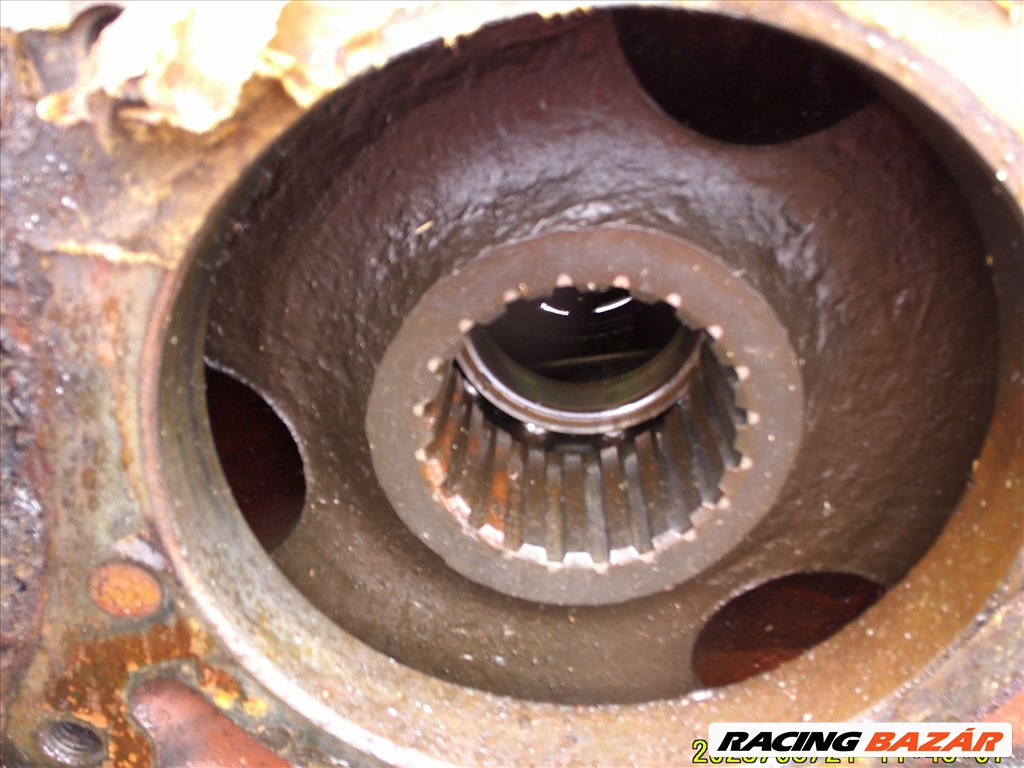 MTZ 80 TRAKTORRA HÁTSÓHÍD-KARDÁN-FÉKRENDSZER CSAK EGYBEN OLCSÓN 24. kép