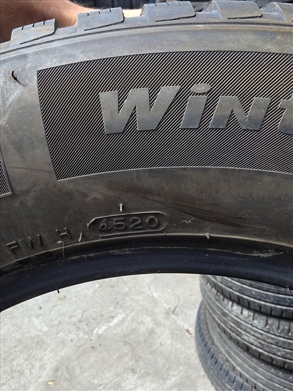  215/6516" újszerű Hankook winter icept rs2 téli gumi  4. kép