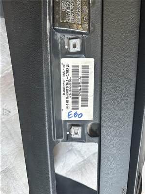 BMW 525 E60/E61 Műszerfal párna  9123675