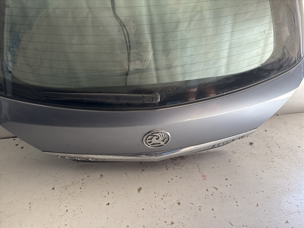 13548 Opel Astra H 2004-2010 Csomagtérajtó   Z163 Ezüst 4. kép