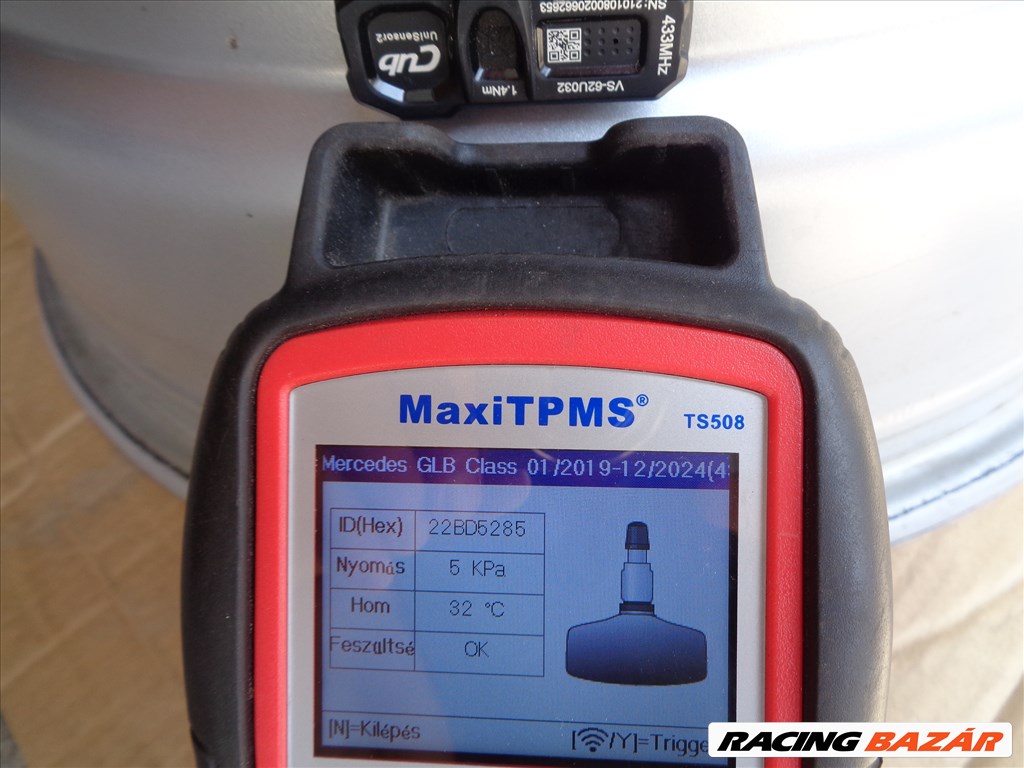 Mercedesre alufelni 18-as, nyomás szenzorral, mint az új eladó. 10. kép