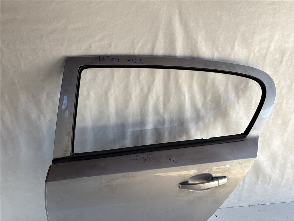 13234 Opel astra H Bal hátsó  Ajtó Ezüst Z157 5 ajtós 2. kép