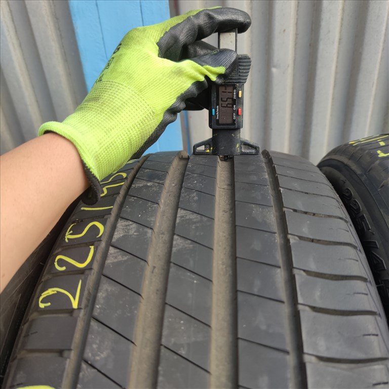  225/45 R17 BFGoodrich nyári gumi 78000ft a 4db/95/ 1. kép