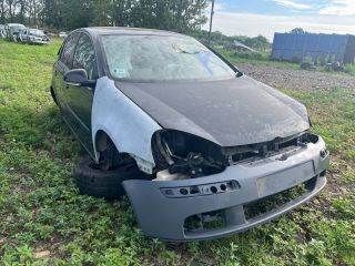 VW GOLF V (1K1) Jobb első Sárvédő