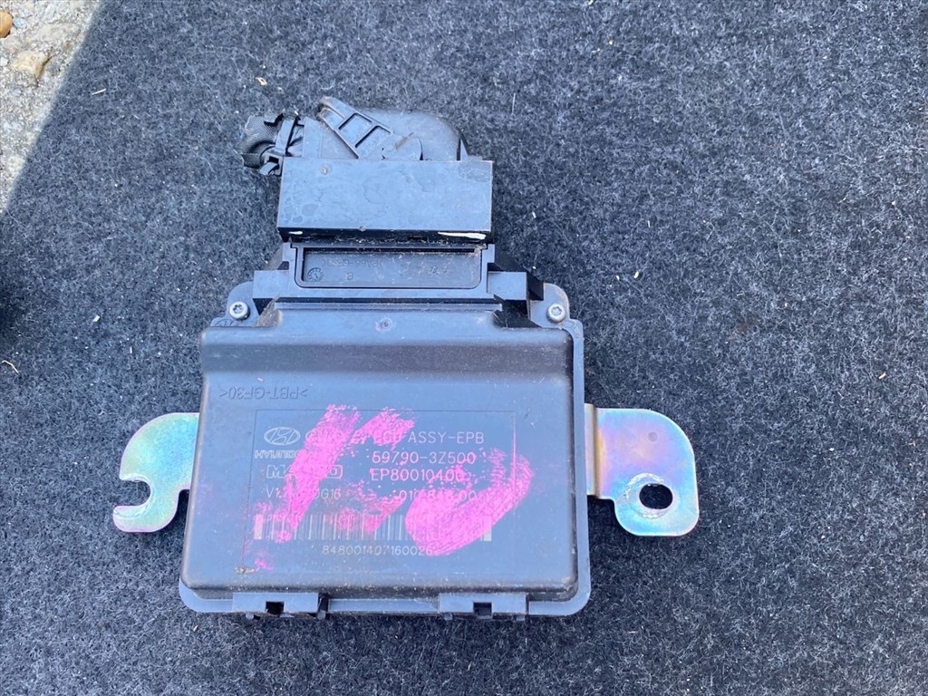 HYUNDAI i40 CW VF Kézifék Elektronika 1. kép