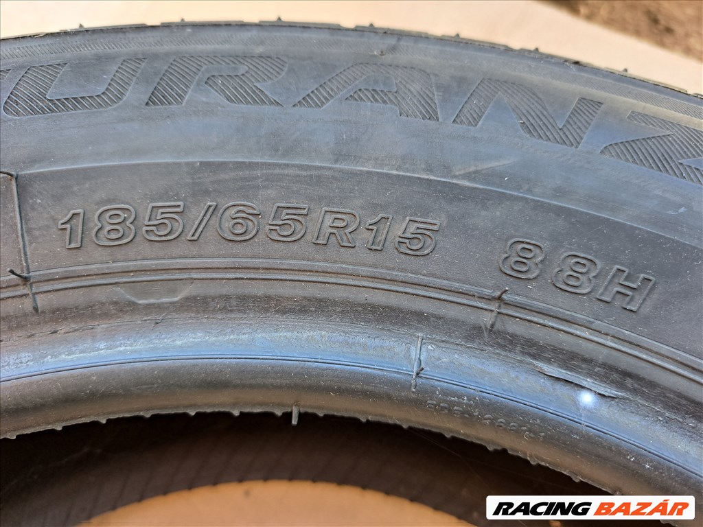2db 185/65 R15 Bridgestone Turanza T001 Nyári gumi eladó!! ára! 7000Ft/db : 5mm minta 7. kép