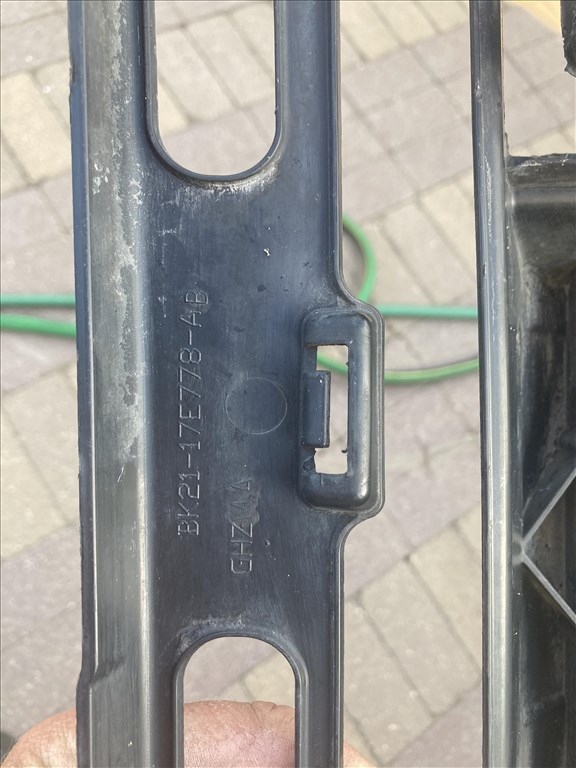 Ford Transit Custom hűtőrács hátulja(BK21-17E778-A 6. kép