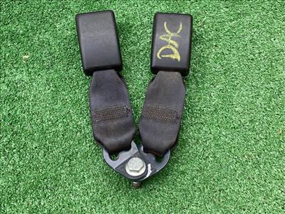 DACIA SANDERO II  Hátsó középső Biztonsági Öv Csat