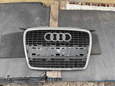 AUDI A3 8P1 Hűtőrács 017035