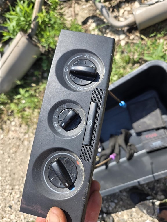 Skoda Fabia I 1.4 16V Fütéskapcsoló,nem klimás 1. kép