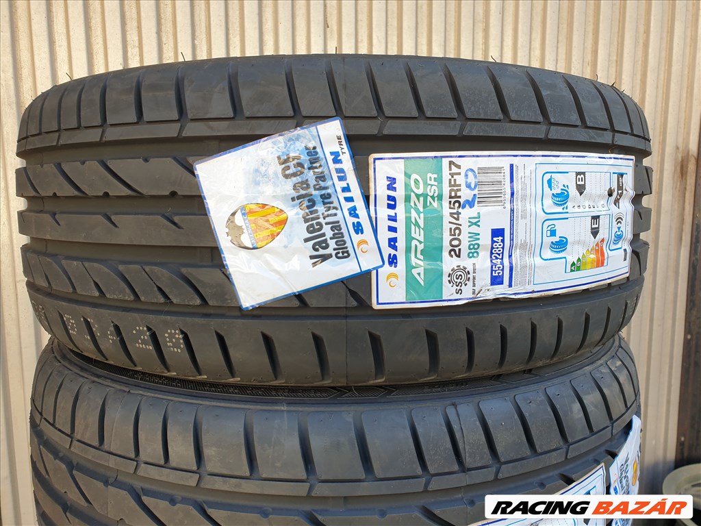  205/45 17 Sailun Atrezzo ZSR 3. kép