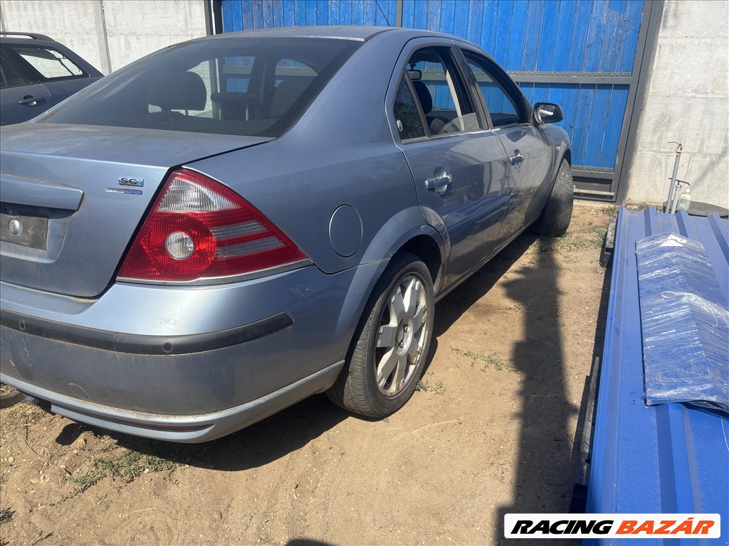 Ford mondeo mk3 króm csíkos hátsó lámpa sedan  2. kép
