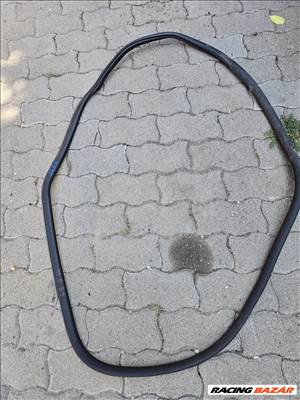 Audi A8 (D3 - 4E) D3 - 4E Ajto gummikéder bal hátsó 