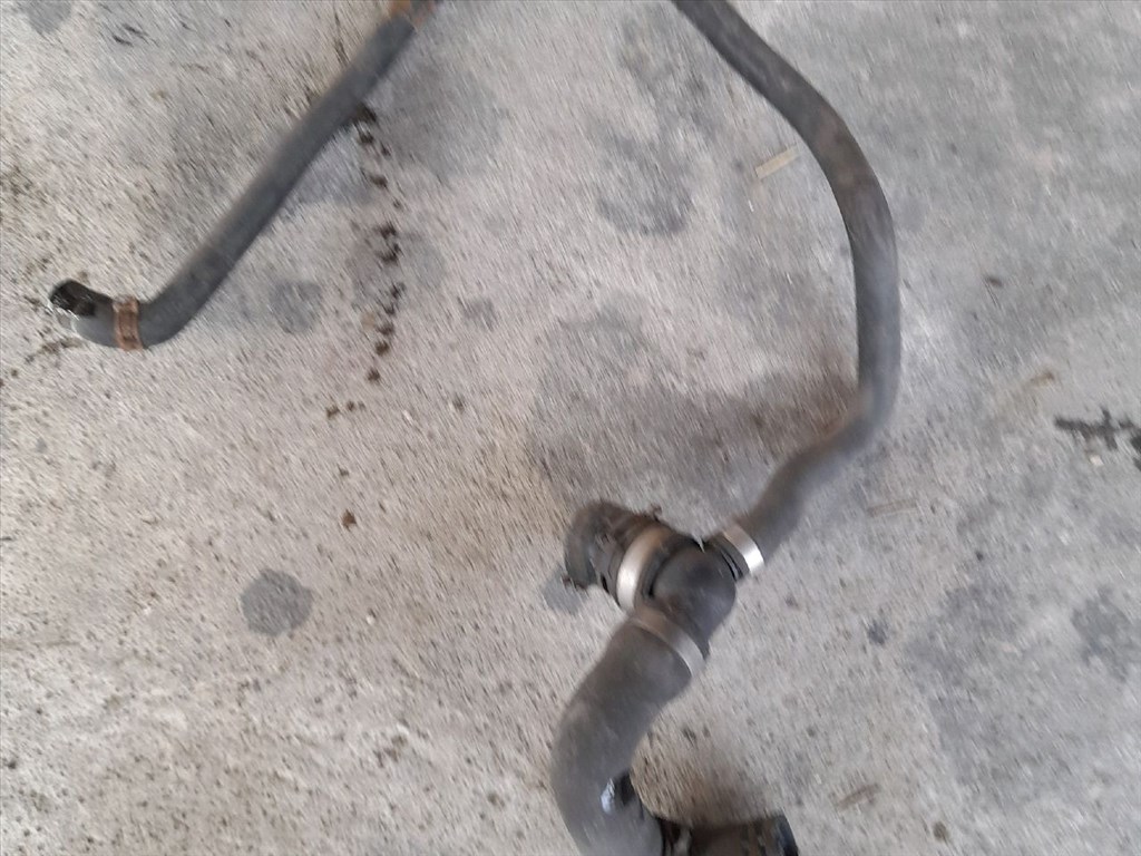 Opel Astra H 1.8 Vízcső 2834 ,  13118272 z18xer 2. kép