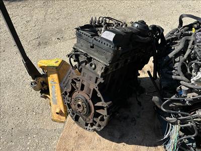 FORD TRANSIT Dobozos  Motor (Fűzött blokk hengerfejjel)