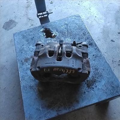 RENAULT Master 2019.09.01- Bal első féknyereg munkahengerrel