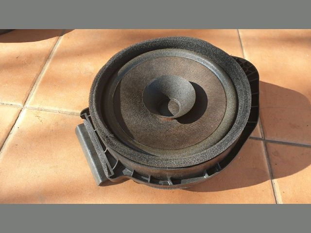 Opel Astra J Jobb hátsó hangszóró  13257498 1. kép
