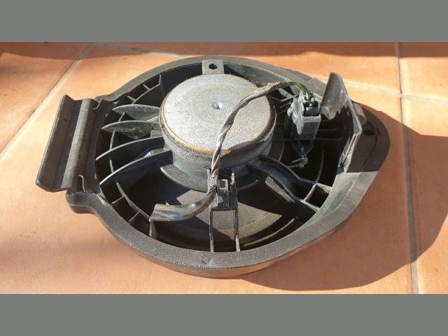 Opel Astra J Jobb hátsó hangszóró  13257498 2. kép