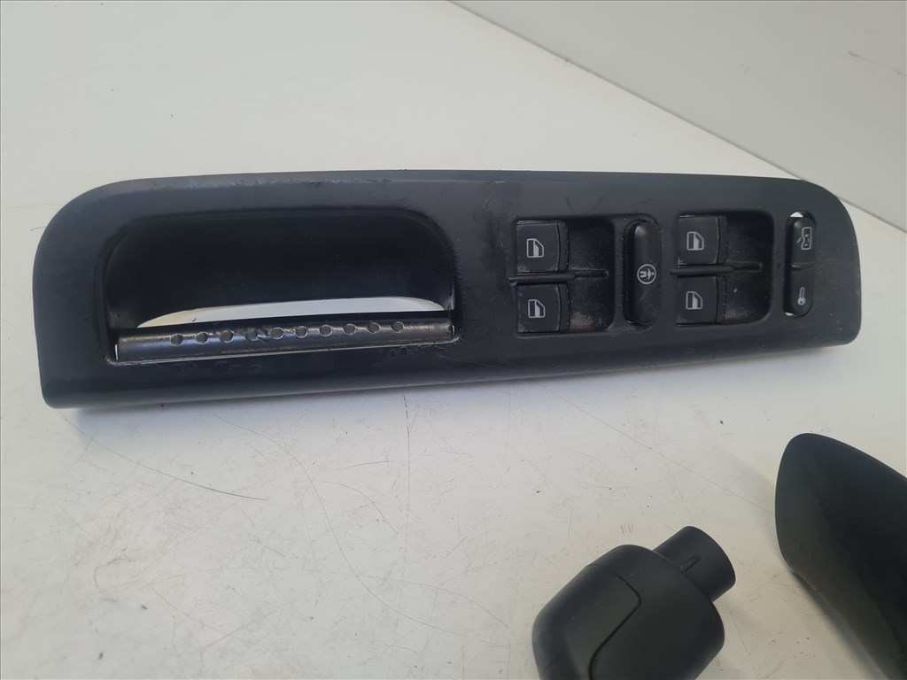 Volkswagen Golf IV, Volkswagen Bora ajtóbehúzó szett ablakemelő kapcsolóval (23301, 23302) 1j4959857b 3. kép