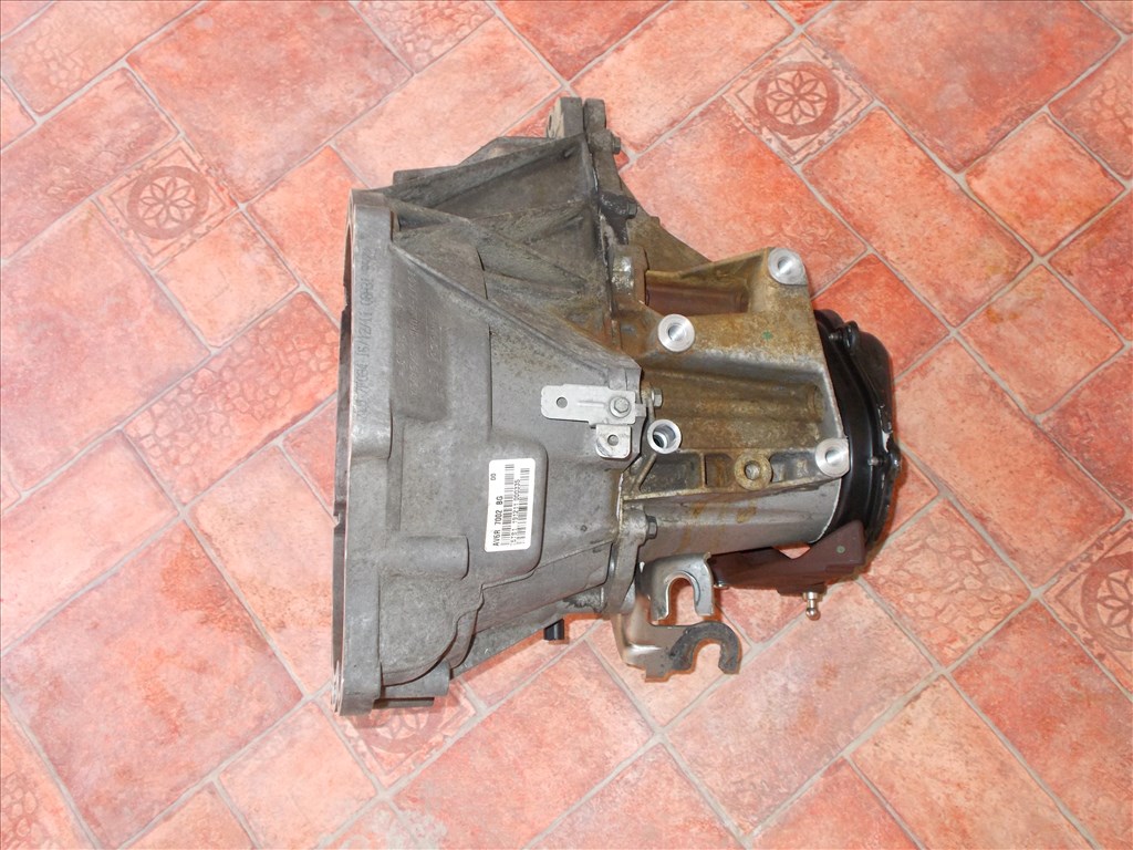 Ford Focus sebességváltó AV6R7002BG 1. kép