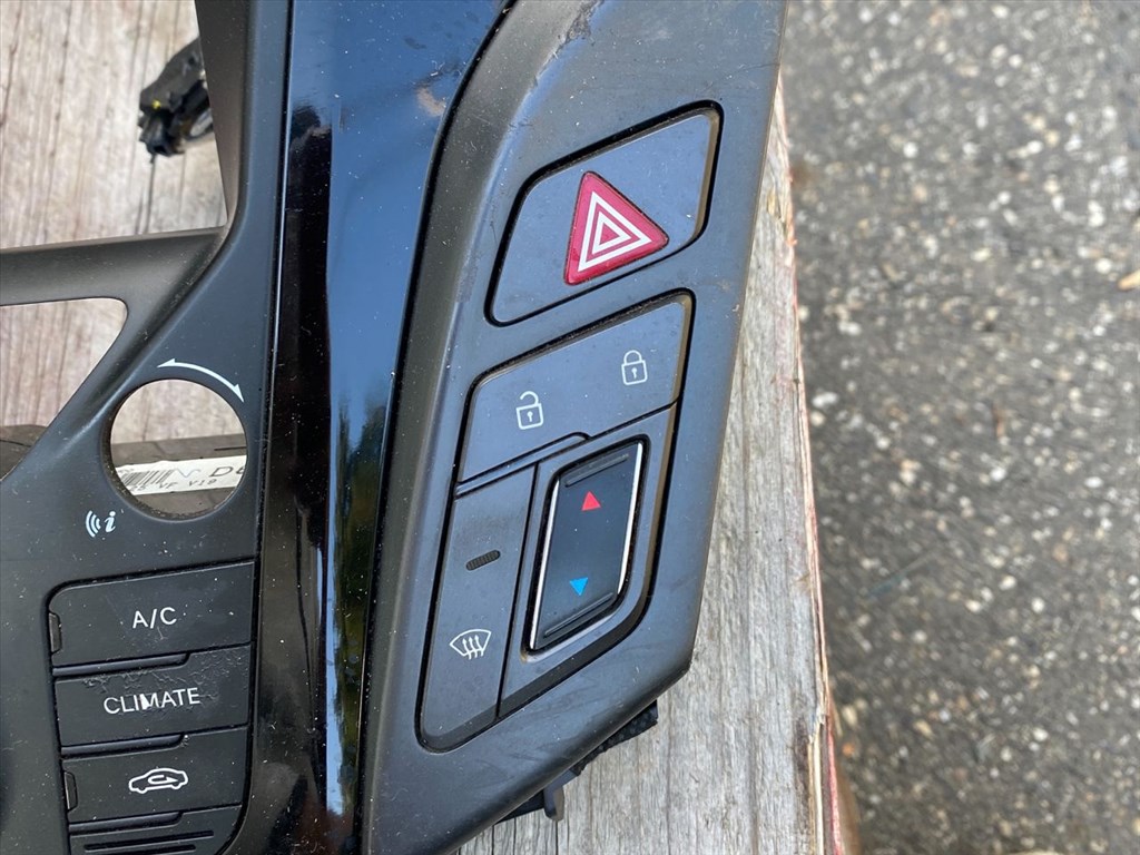 HYUNDAI i40 CW VF Fűtéskapcsoló (digit klímás) 3. kép