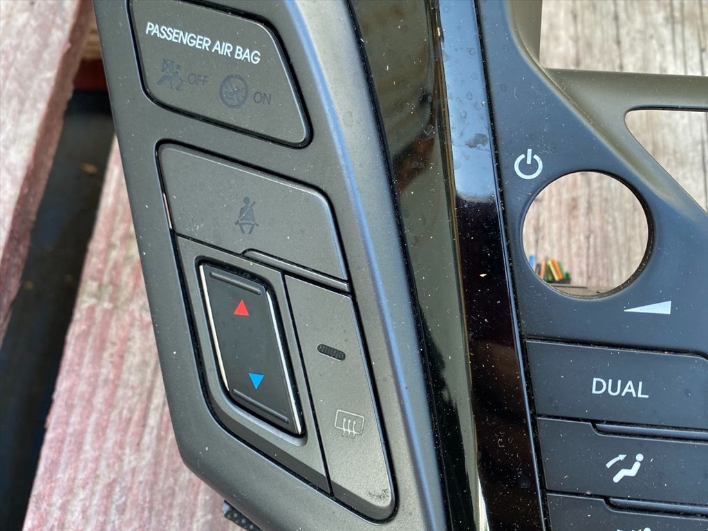 HYUNDAI i40 CW VF Fűtéskapcsoló (digit klímás) 4. kép
