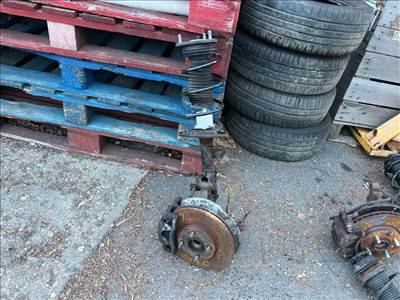 MAZDA 2 DL Bal Gólyaláb Csonkállvánnyal