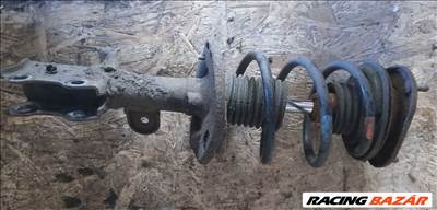 Lexus CT 200h jobb első lengéscsillapító 