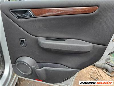 Mercedes A 200 CDI W169 jobb hátsó ajtókárpit , elektromos ablakos