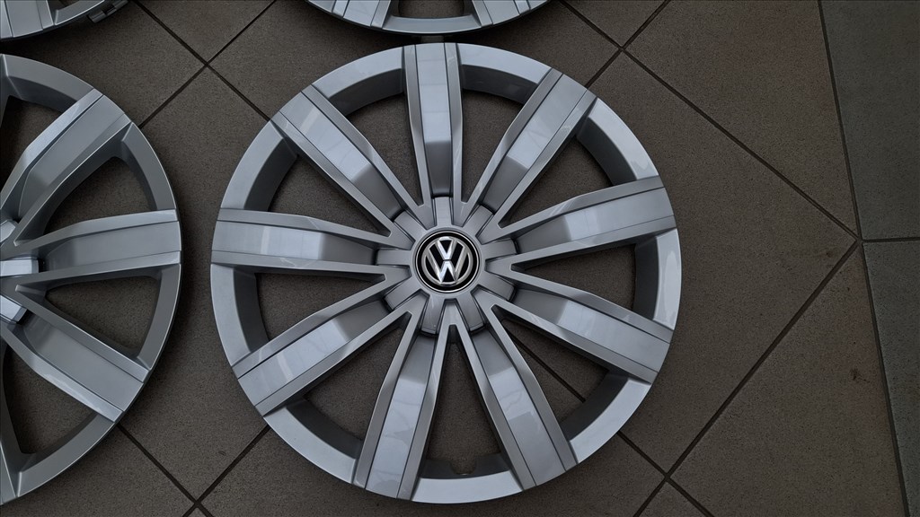 Volkswagen gyári R17 dísztárcsa VW 17 3. kép