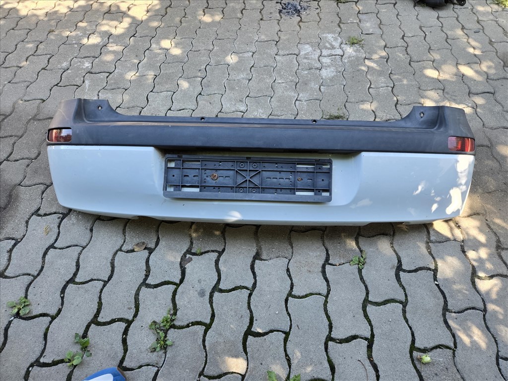 Opel Corsa C Lökhárító hátsó 1. kép