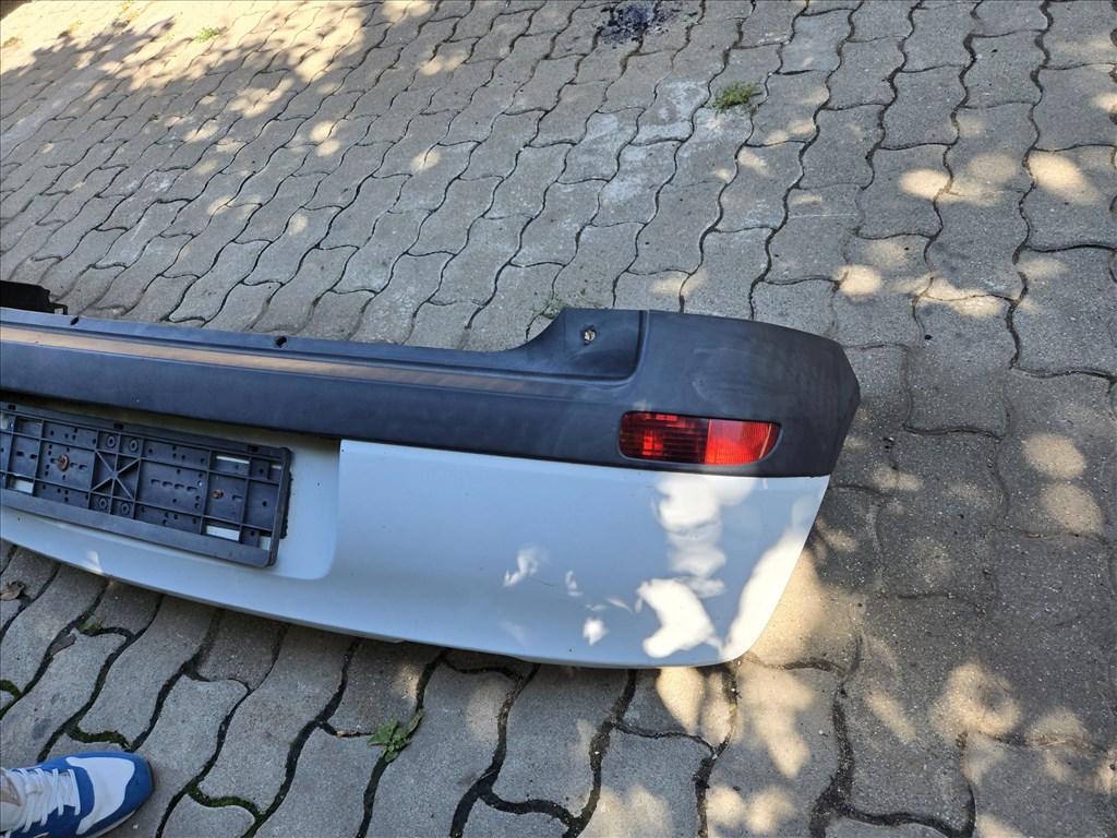 Opel Corsa C Lökhárító hátsó 2. kép