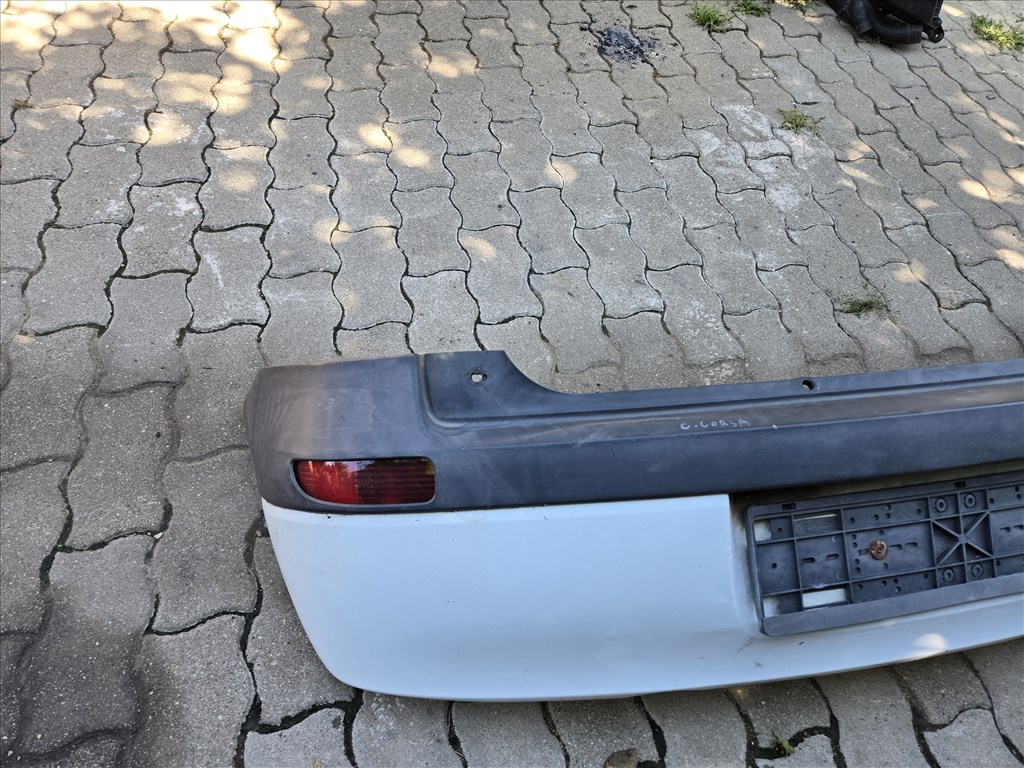 Opel Corsa C Lökhárító hátsó 3. kép