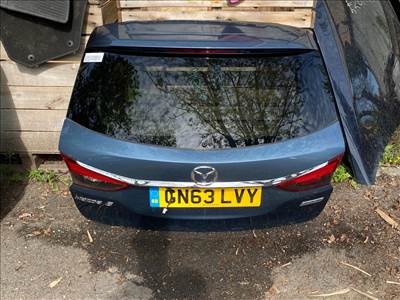 MAZDA 6 Kombi GJ, GH Csomagtérajtó (Részeivel)