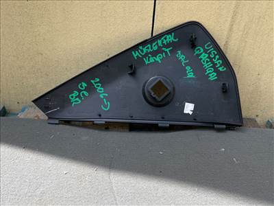 NISSAN QASHQAI / QASHQAI PLUS 2 J10, JJ10 Műszerfal Középső Hangszóró Burkolat